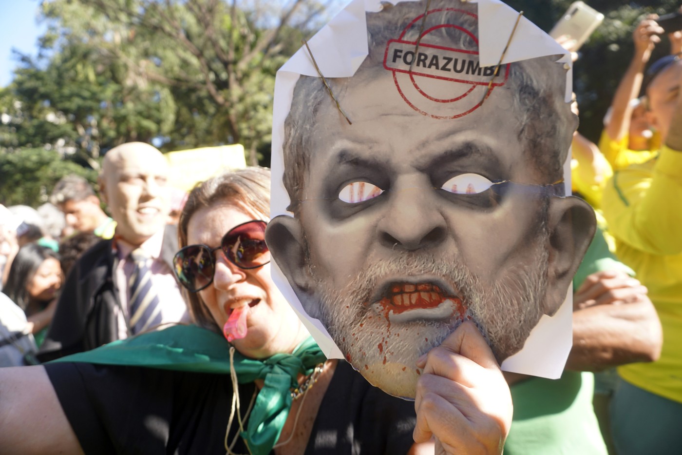 Protesters demonstrate on Avenida Paulista against Lula