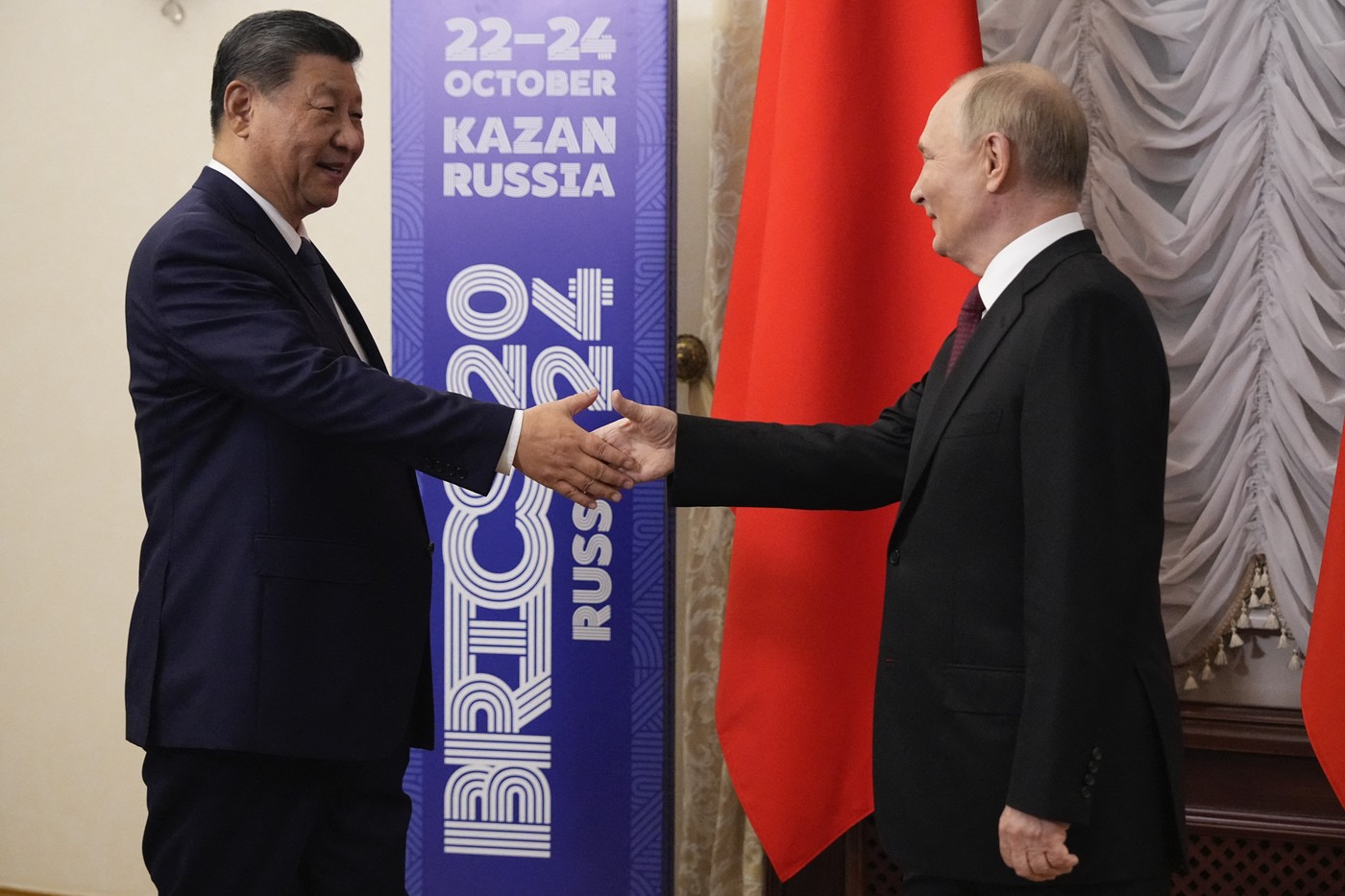 Russia's President Vladimir Putin meets with Chinese President Xi Jinping